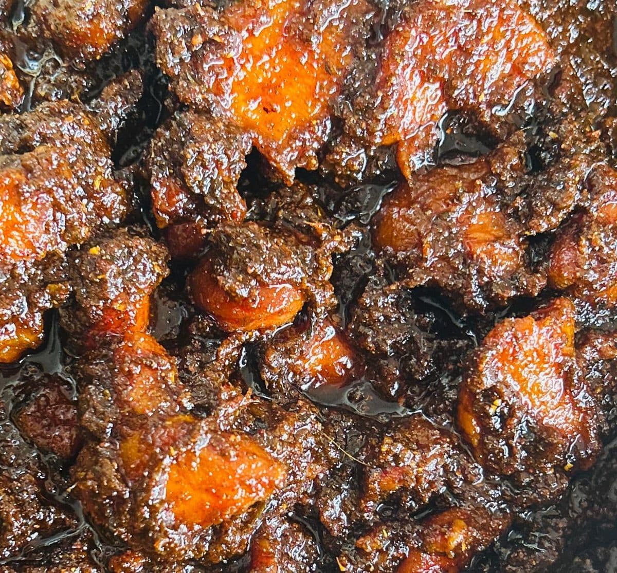 Buy Gongura Chicken Pickle online - Pickle Basket Gongura Chicken Pickle - Non-Vegetarian Pickle from Pickle Basket